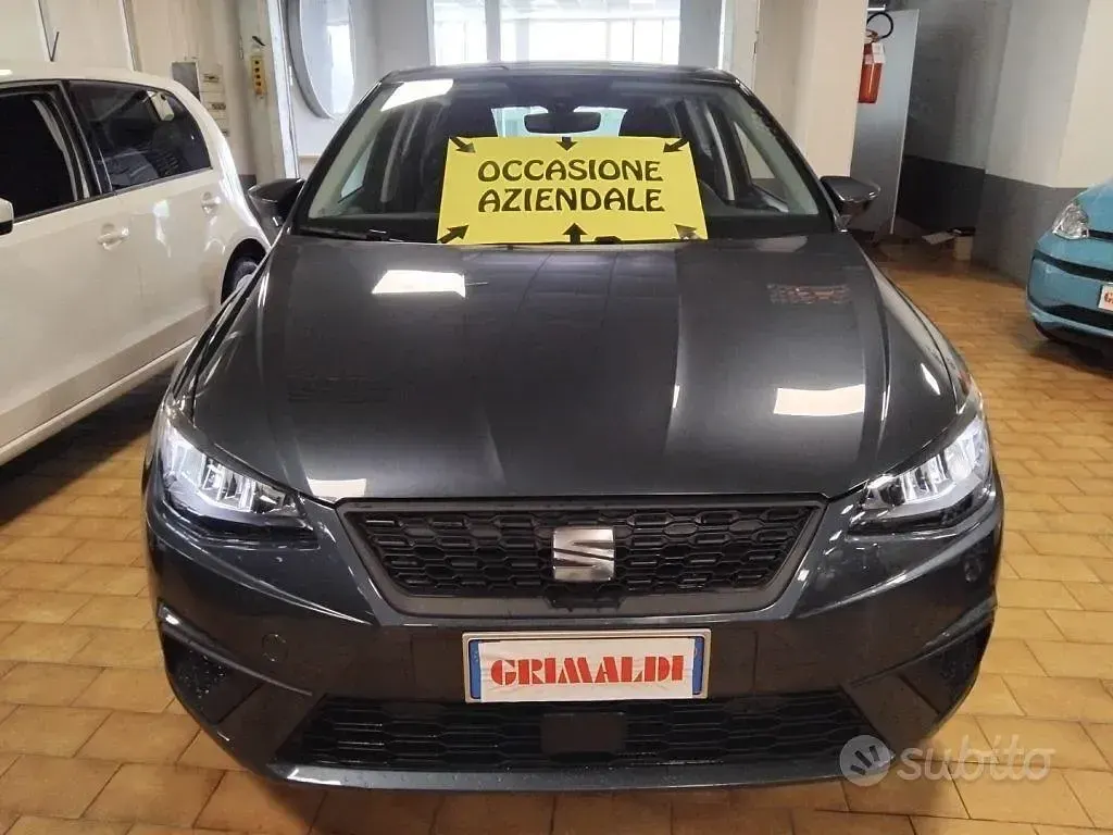 Käytetty Seat Ibiza Style 95 HP (69 kW) 2024 Harmaa Viistoperä