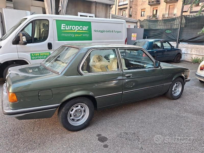 Usata BMW 316 90 CV (66 kW) 1981 Verde Berlina