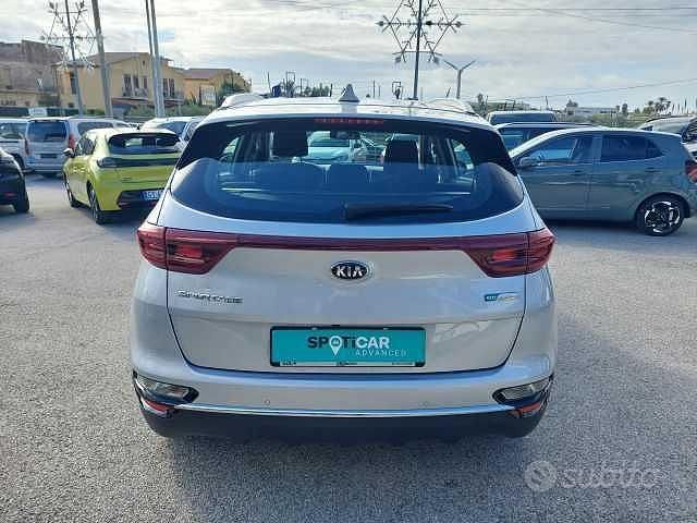 Second-hand Kia Sportage 136 CP (100 kW) 2021 Gri SUV