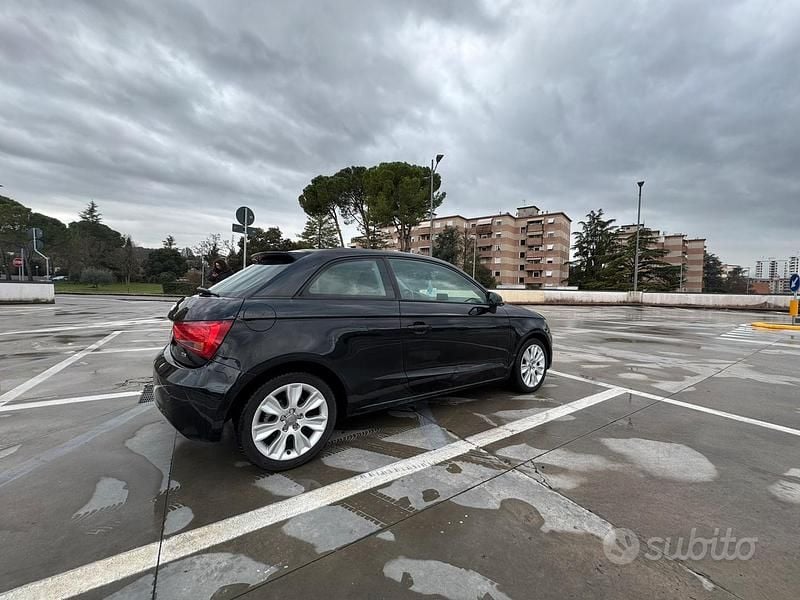 Usata Audi A1 Ambition 90 CV (66 kW) 2012 Nero Utilitaria