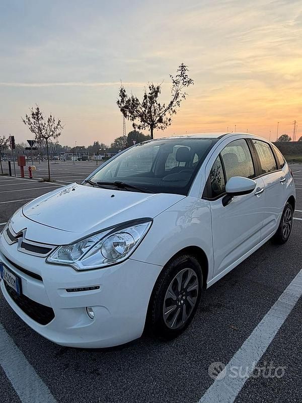 Bianco Usata 2015 Citroën C3 Seduction Tre volumi | 5000 € (Ottimo prezzo) - Immagine 1/4