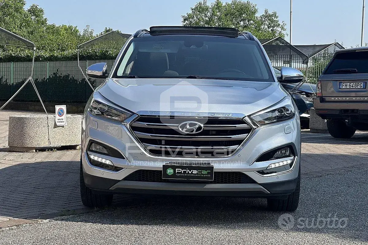Usata Hyundai Tucson Comfort 141 CV (103 kW) 2017 Grigio SUV