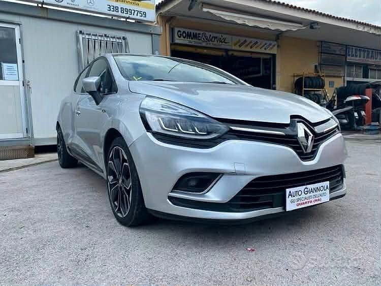 Usata Renault Clio IV 75 CV (55 kW) 2018 Grigio Berlina