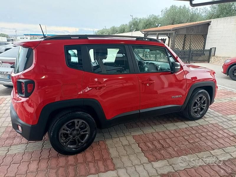 Usata Jeep Renegade Longitude 131 CV (96 kW) 2022 Rosso SUV