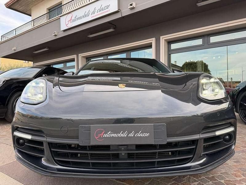 Usata Porsche Panamera Sport 421 CV (309 kW) 2016 Grigio vulcano metallizzato Utilitaria
