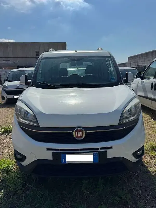 Usata Fiat Doblò Active 77 CV (56 kW) 2022 Monovolume