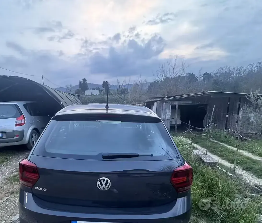 Usata VW Polo 65 CV (47 kW) 2018 Grigio Utilitaria