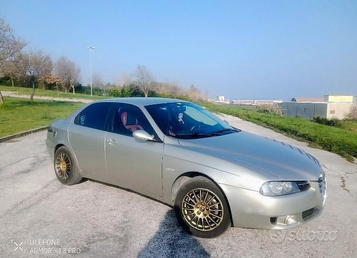 Usata Alfa Romeo 156 116 CV (85 kW) 2003 Grigio Berlina