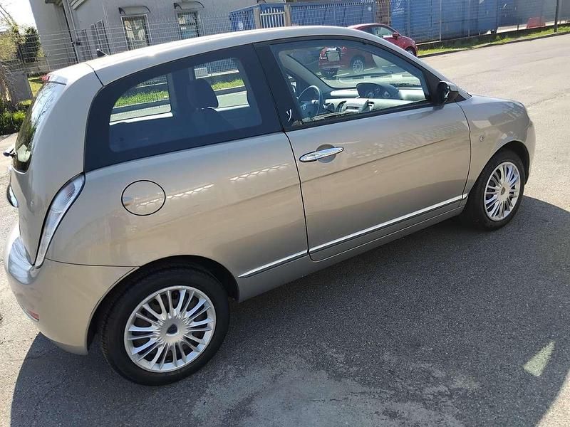 Usata Lancia Ypsilon 60 CV (44 kW) 2007 Other Utilitaria