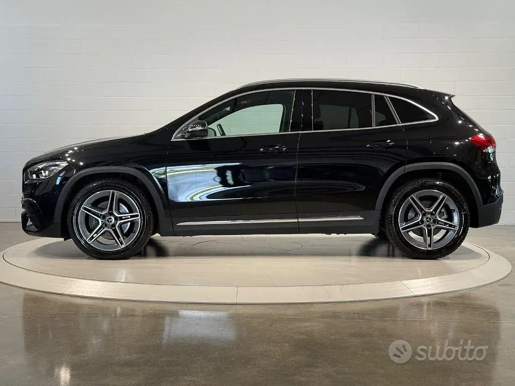 Usata Mercedes GLA220 Premium 190 CV (139 kW) 2022 Nero SUV