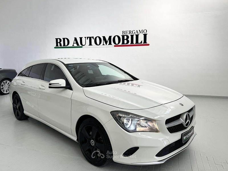 Bianco Usata 2017 Mercedes CLA200 Shooting Brake Business Station wagon | 16.990 € (Ottimo prezzo) - Immagine 1/4