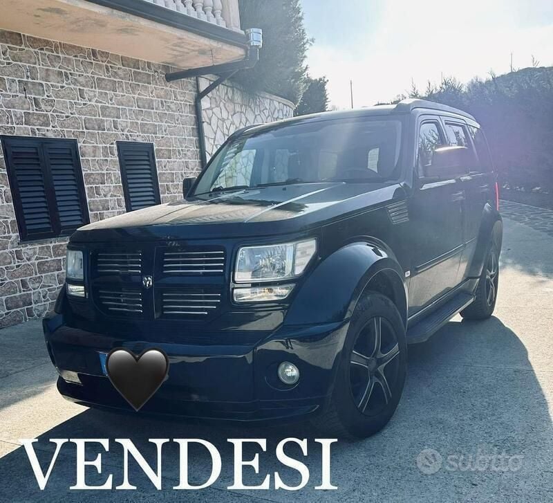 Usata Dodge Nitro 2008 Nero SUV