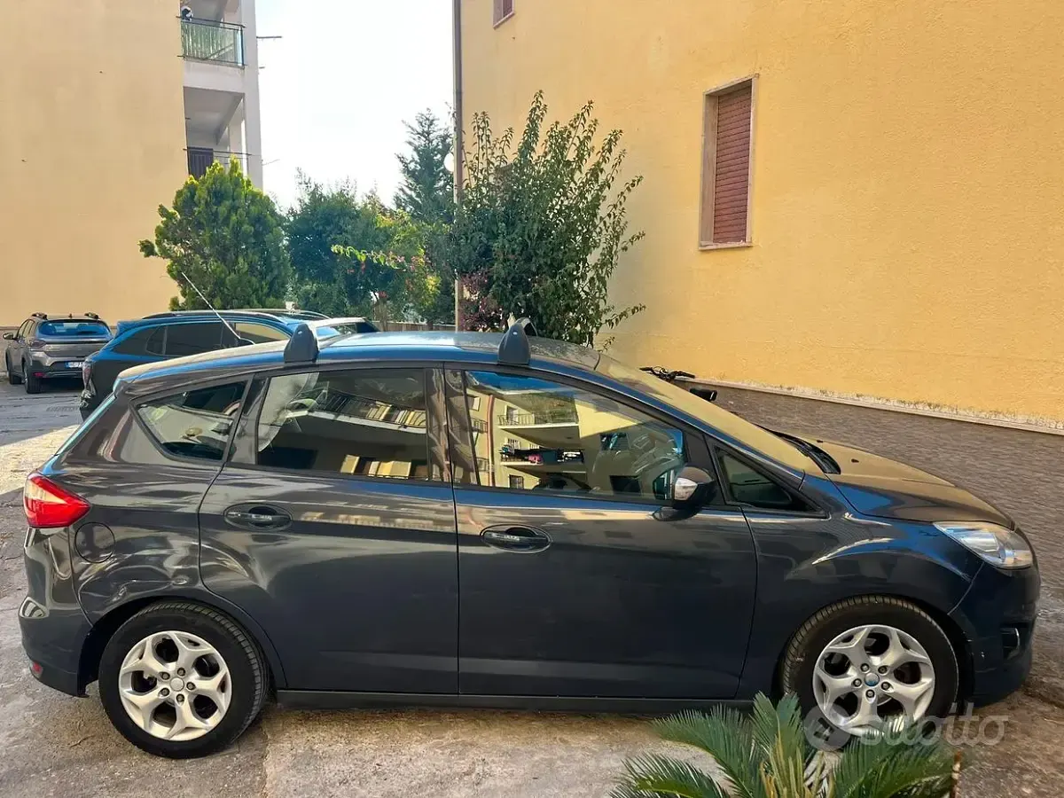 Usata Ford C-MAX 110 CV (80 kW) 2011 Monovolume