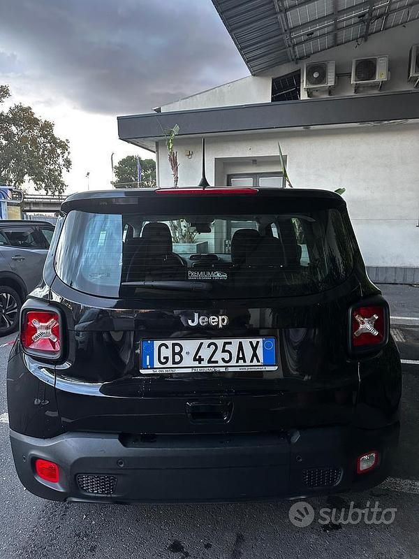 Usata Jeep Renegade Longitude 120 CV (88 kW) 2020 Nero SUV