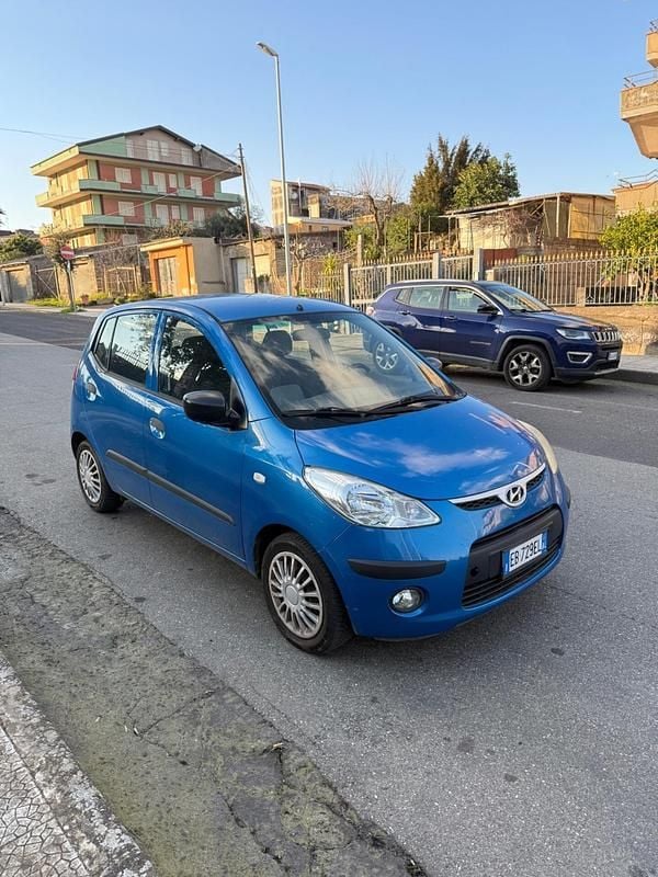 Usata Hyundai i10 66 CV (48 kW) 2011 Blu Utilitaria