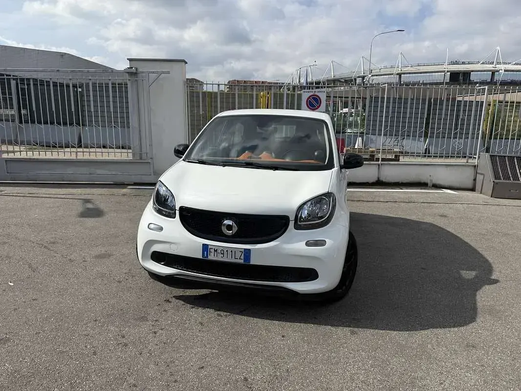 Usata Smart ForFour Passion 90 CV (66 kW) 2017 Utilitaria
