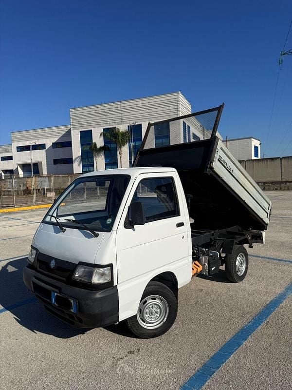 Usata Piaggio Porter 65 CV (47 kW) 2008 Bianco Utilitaria