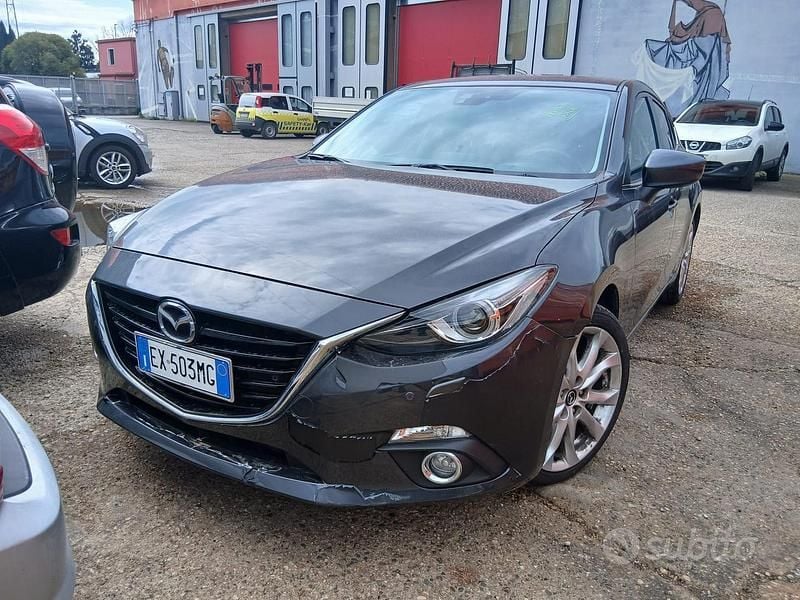 Begagnad Mazda 3 Evolve 150 HK (110 kW) 2014 Sedan