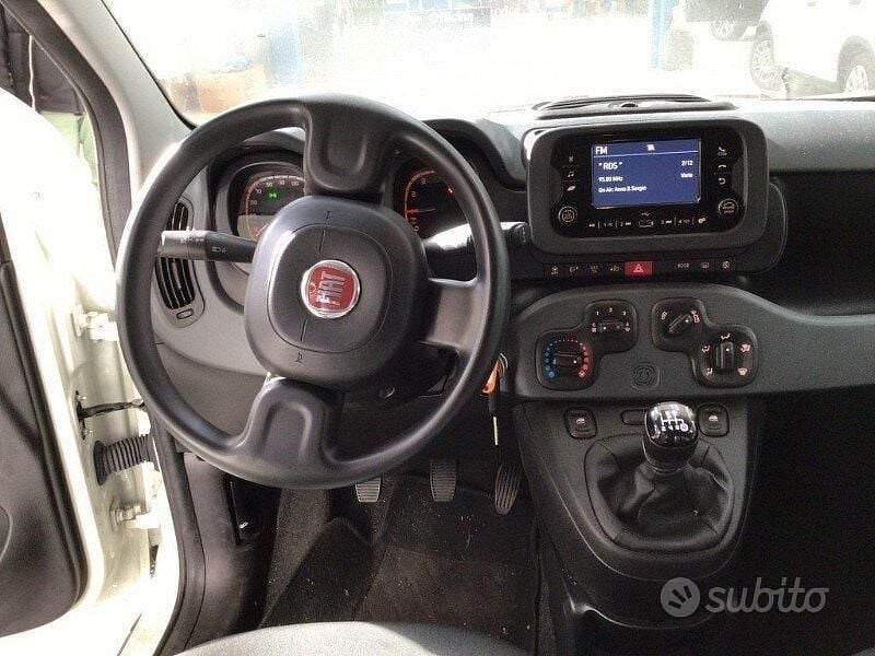 Usata Fiat Panda S 70 CV (51 kW) 2023 Bianco Utilitaria