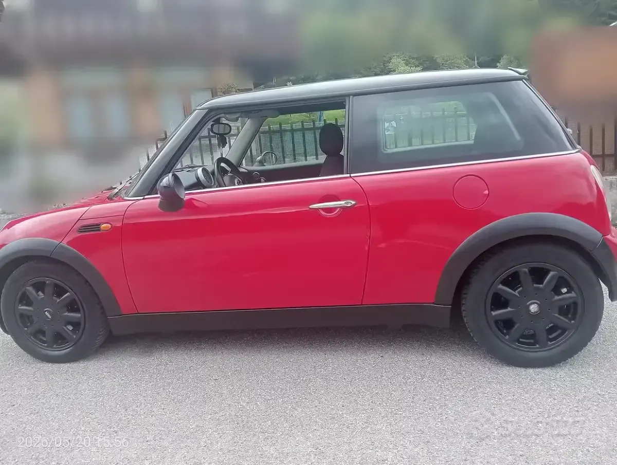 Usata Mini Cooper 116 CV (85 kW) 2002 Rosso Utilitaria