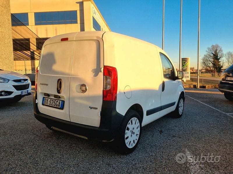 Usata Fiat Fiorino 77 CV (56 kW) 2010 Bianco Monovolume