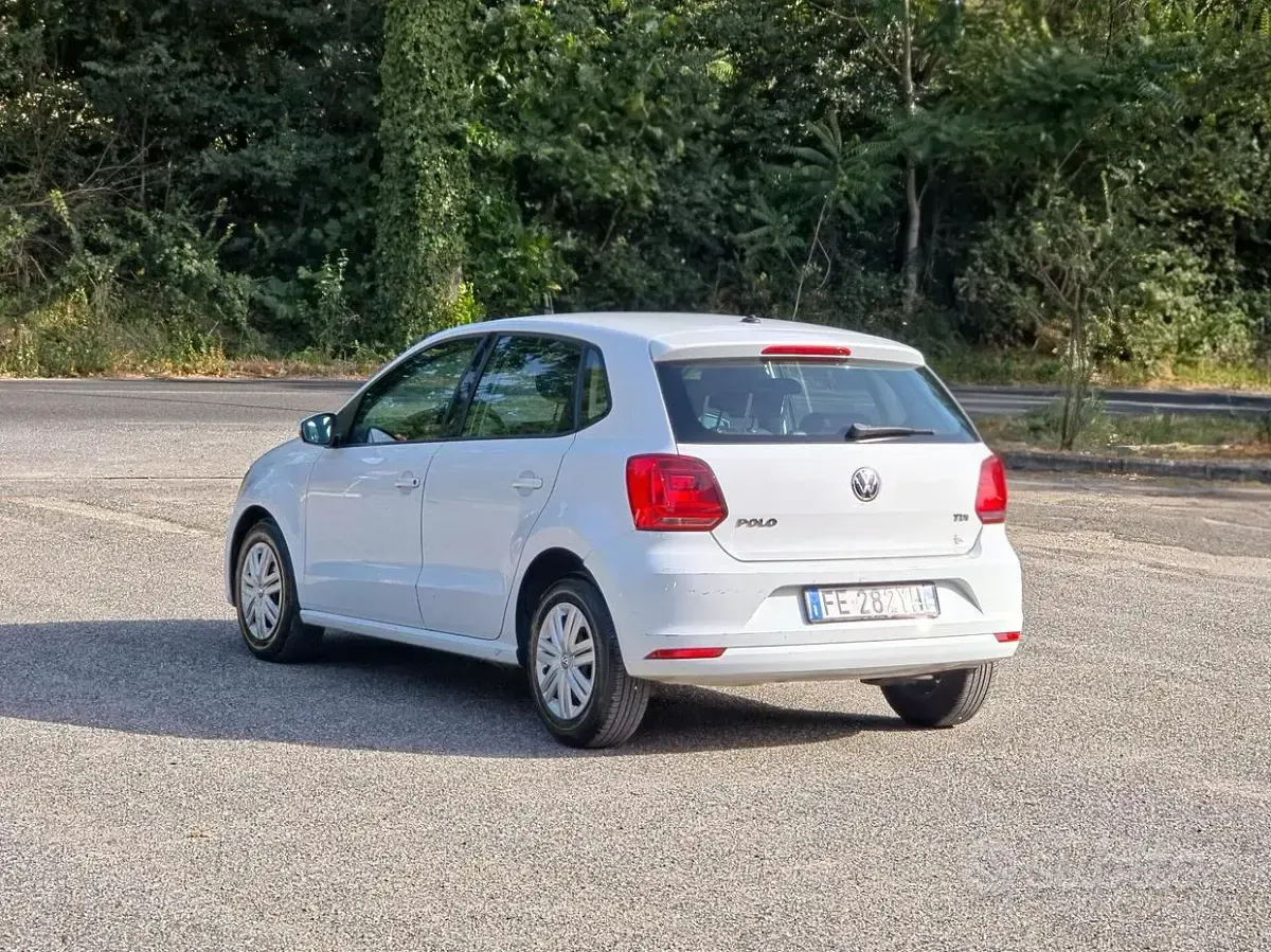 Usata VW Polo Business 75 CV (55 kW) 2016 Bianco Berlina