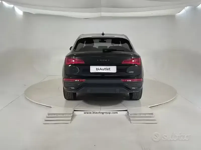 Usata Audi Q5 Sportback Ambiente 204 CV (150 kW) 2024 Nero SUV