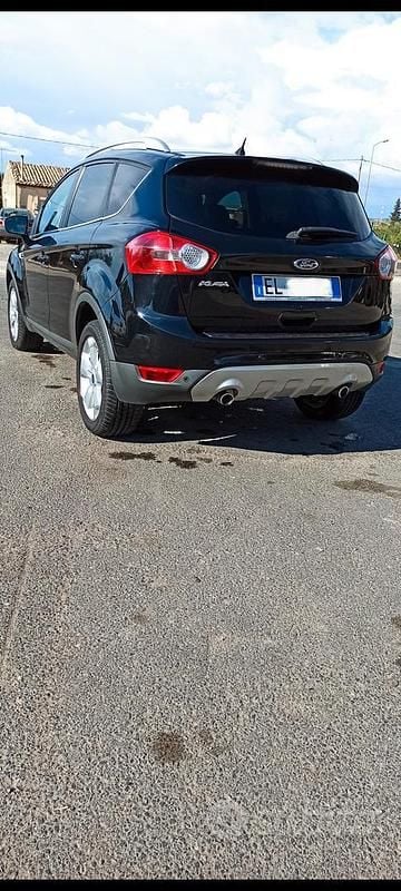 Usata Ford Kuga 163 CV (119 kW) 2011 Nero SUV