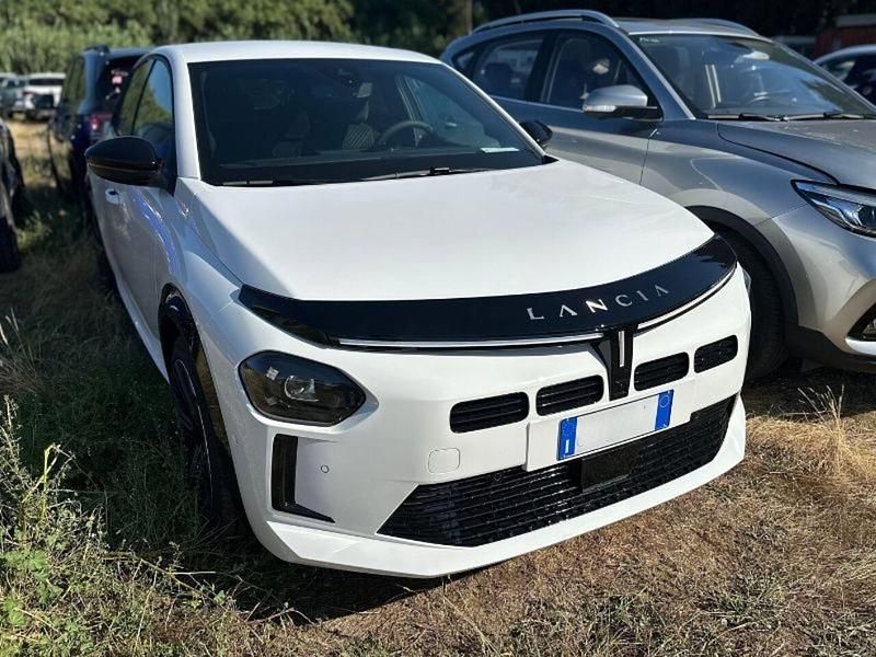 Usata Lancia Ypsilon 110 CV (80 kW) 2025 Bianco Utilitaria