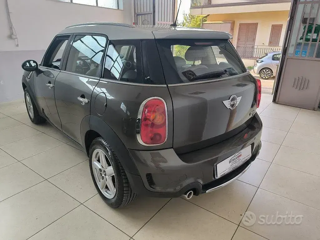 Usata Mini Cooper SD Countryman 143 CV (105 kW) 2011 Grigio SUV
