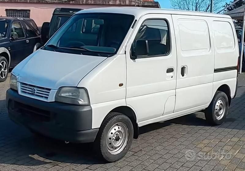 Usata Suzuki Carry 78 CV (57 kW) 2000 Bianco Pick-up