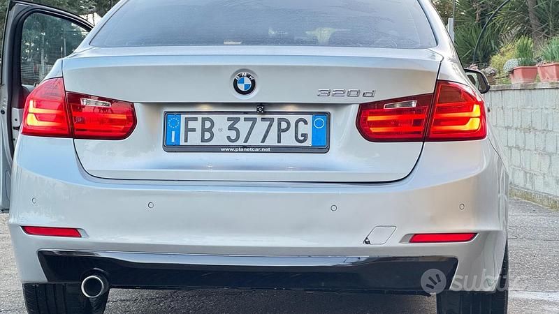 Usata BMW 320 190 CV (139 kW) 2014 Grigio Berlina