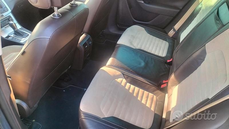 Usata VW Passat 170 CV (125 kW) 2012 Berlina