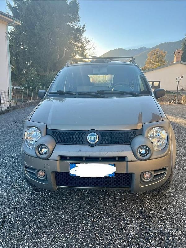 Usata Fiat Panda 4x4 69 CV (50 kW) 2006 Utilitaria