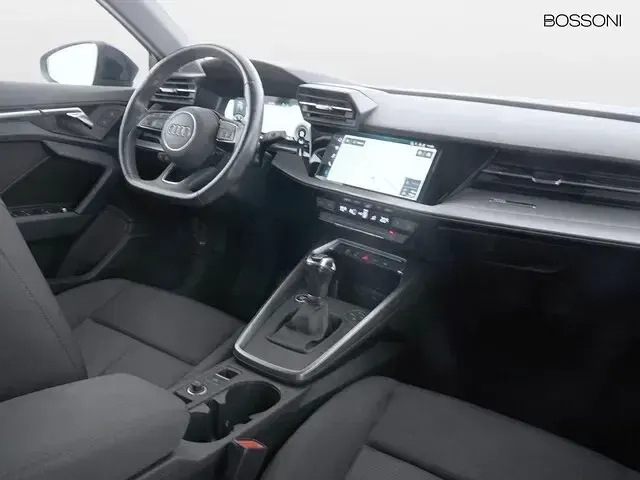 Usata Audi A3 Advanced Plus 116 CV (85 kW) 2023 Blu navarra metallizzato Berlina
