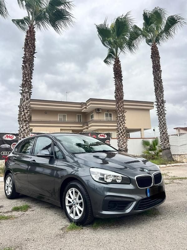 Usata BMW 216 Active Tourer Luxury Line 115 CV (84 kW) 2018 Grigio Monovolume