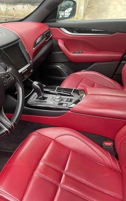 Usata Maserati Levante 275 CV (202 kW) 2017 Bianco SUV