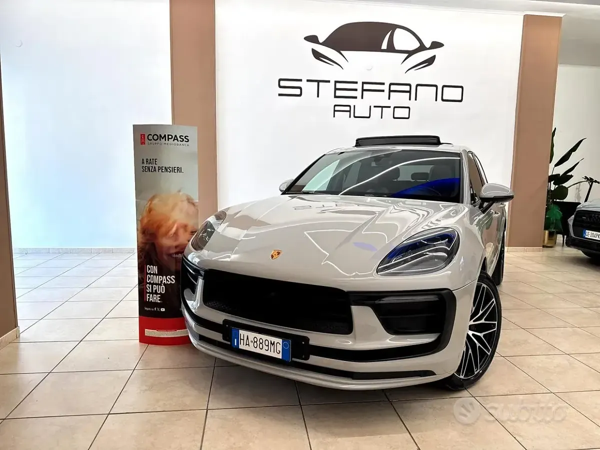 Usata Porsche Macan 265 CV (194 kW) 2023 Grigio SUV