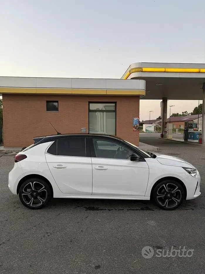 Usata Opel Corsa 75 CV (55 kW) 2021 Bianco Utilitaria