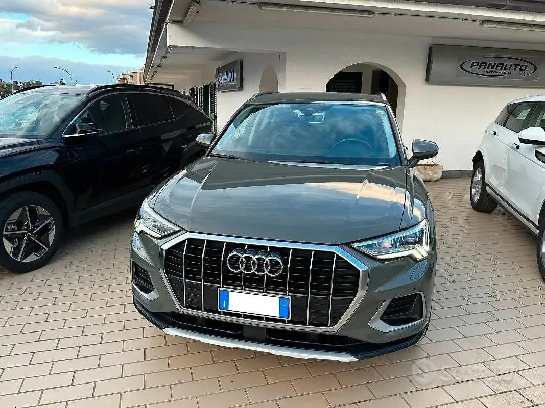 Usata Audi Q3 Advanced 150 CV (110 kW) 2020 Grigio SUV