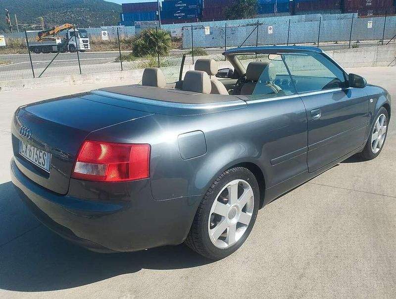 Usata Audi A4 Cabriolet 163 CV (119 kW) 2005 Grigio Cabrio
