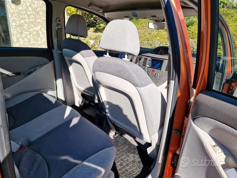 Usata Fiat Idea 70 CV (51 kW) 2003 Monovolume