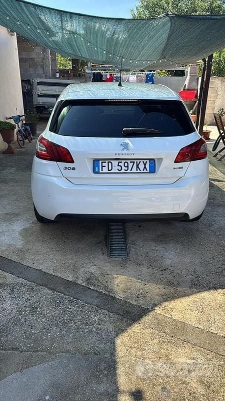 Usata Peugeot 308 120 CV (88 kW) 2016 Bianco Berlina