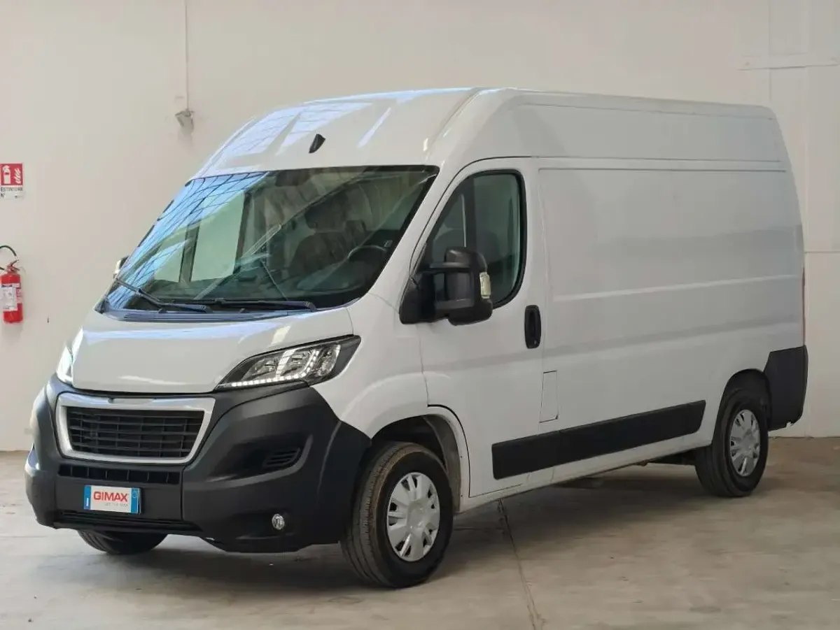 Usata Peugeot Boxer S 140 CV (102 kW) 2022 Bianco Furgone