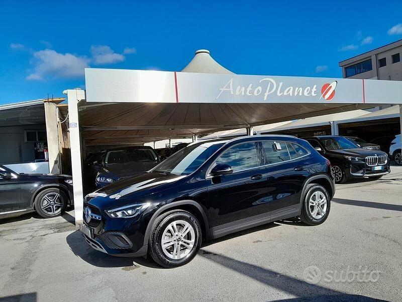 Usata Mercedes GLA180 116 CV (85 kW) 2023 Nero SUV