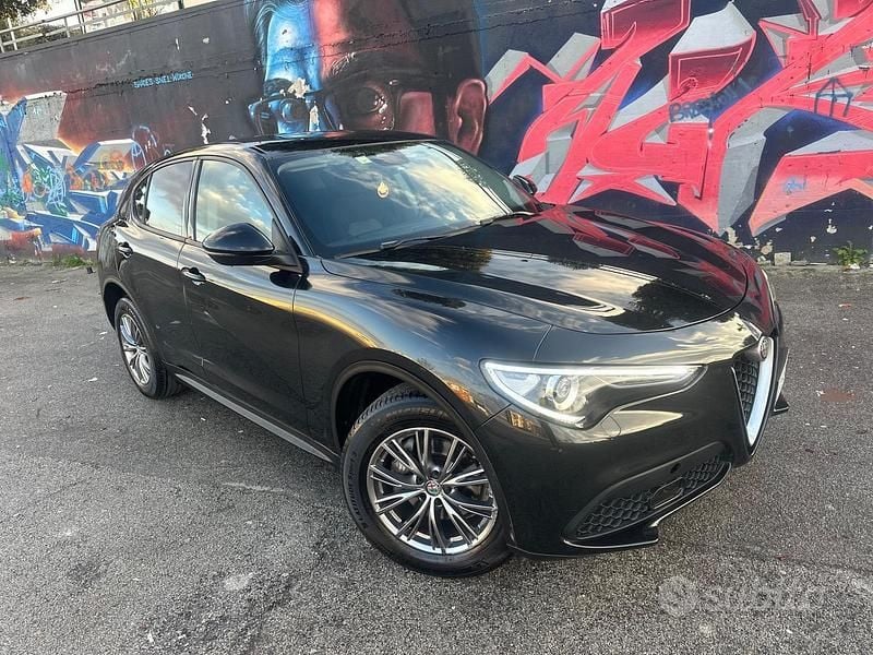 Usata Alfa Romeo Stelvio 190 CV (139 kW) 2020 Nero SUV