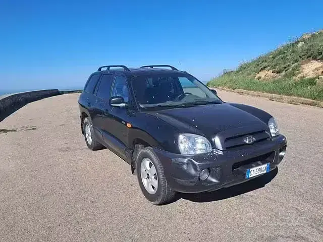 Usata Hyundai Santa Fe 125 CV (91 kW) 2005 Nero SUV