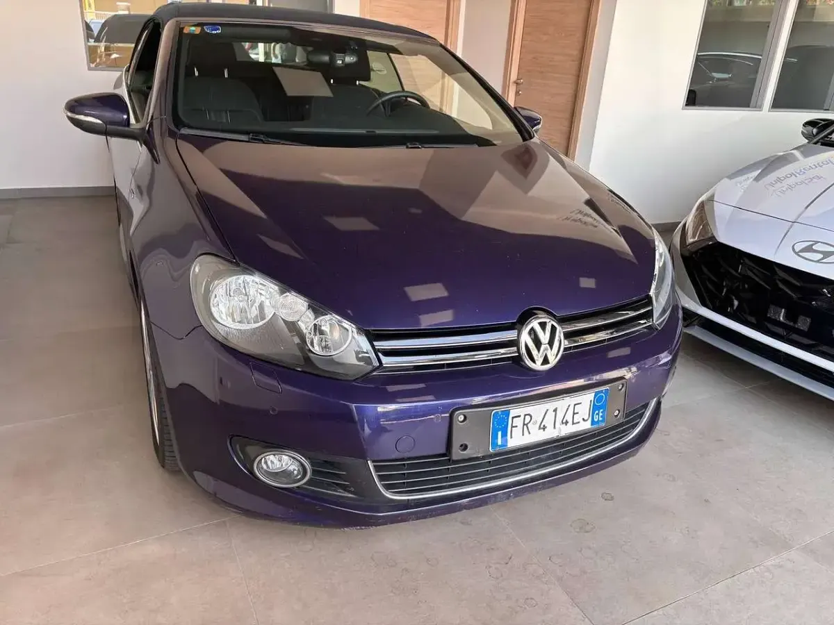Usata VW Golf VII Highline 110 CV (80 kW) 2017 Blu/azzurro Cabrio