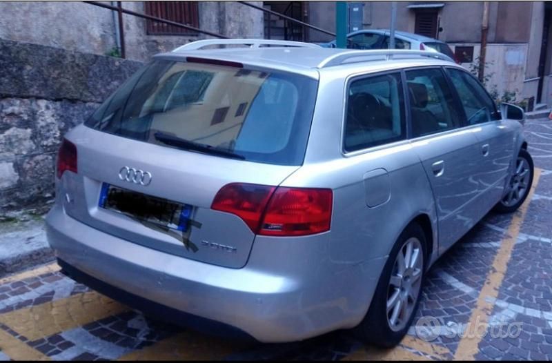 Usata Audi A4 140 CV (102 kW) 2005 Grigio SUV