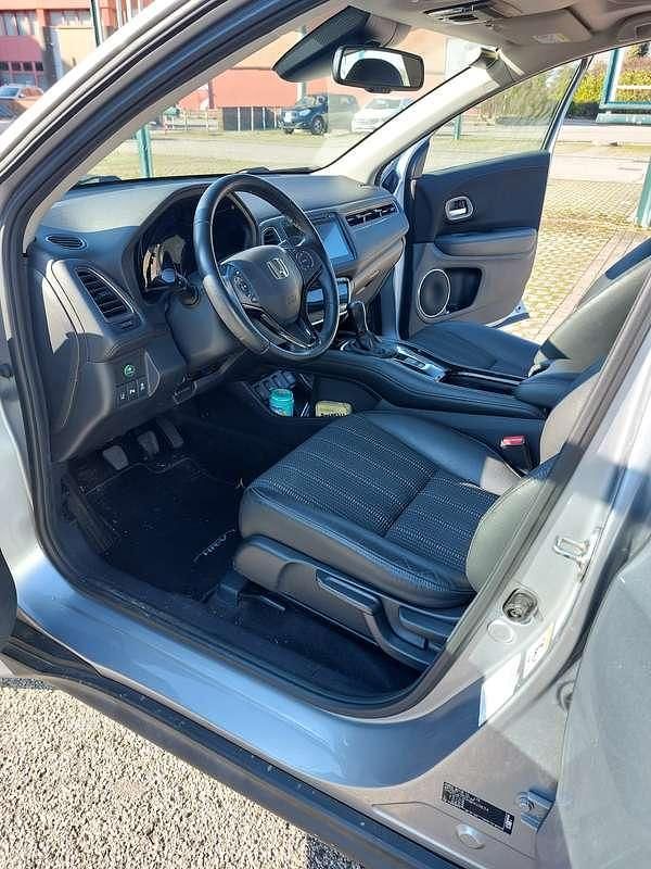 Usata Honda HR-V Executive 120 CV (88 kW) 2017 Argento SUV